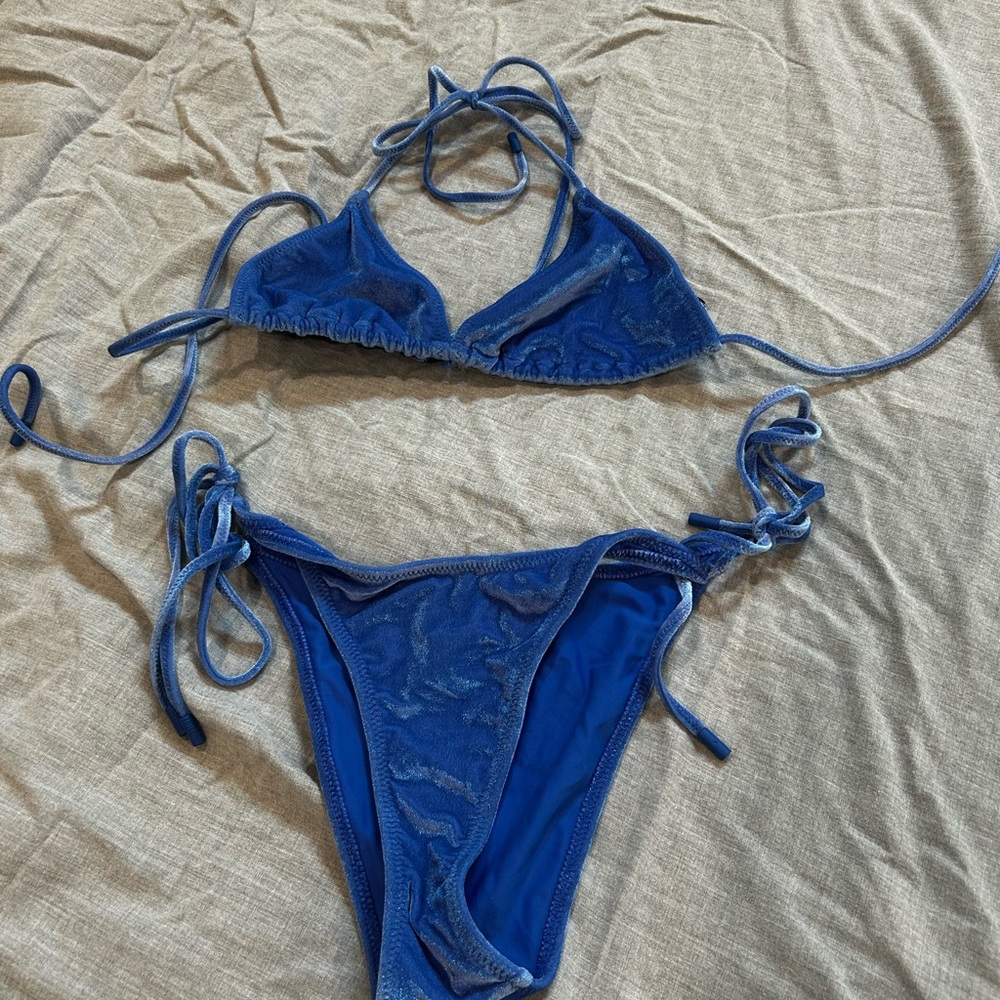 Blue velvet triangl bikini